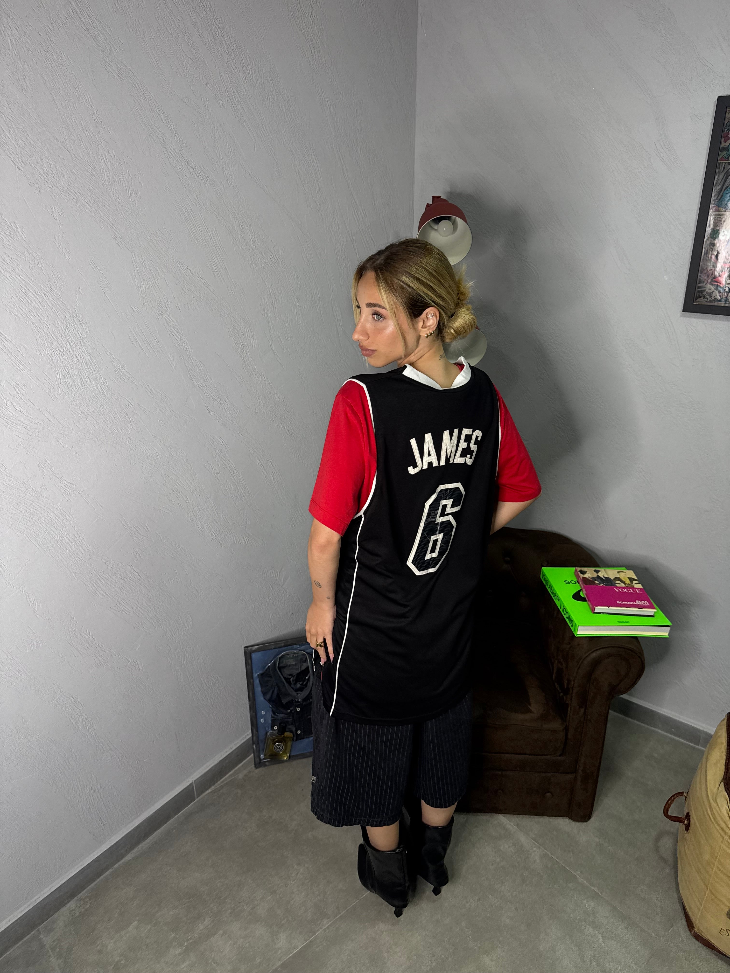 Canotta aididas NBA