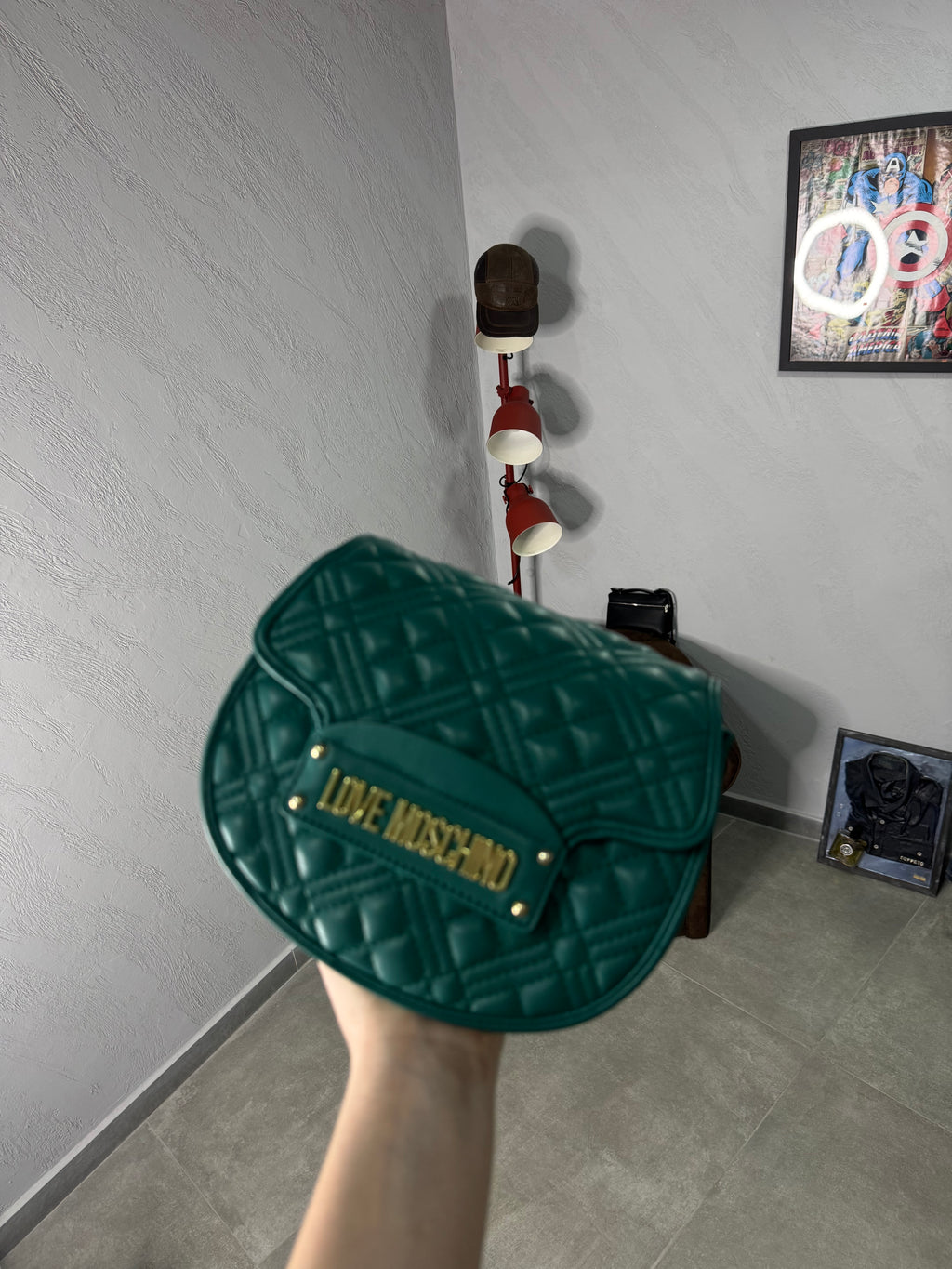 ￼Borsa Moschino