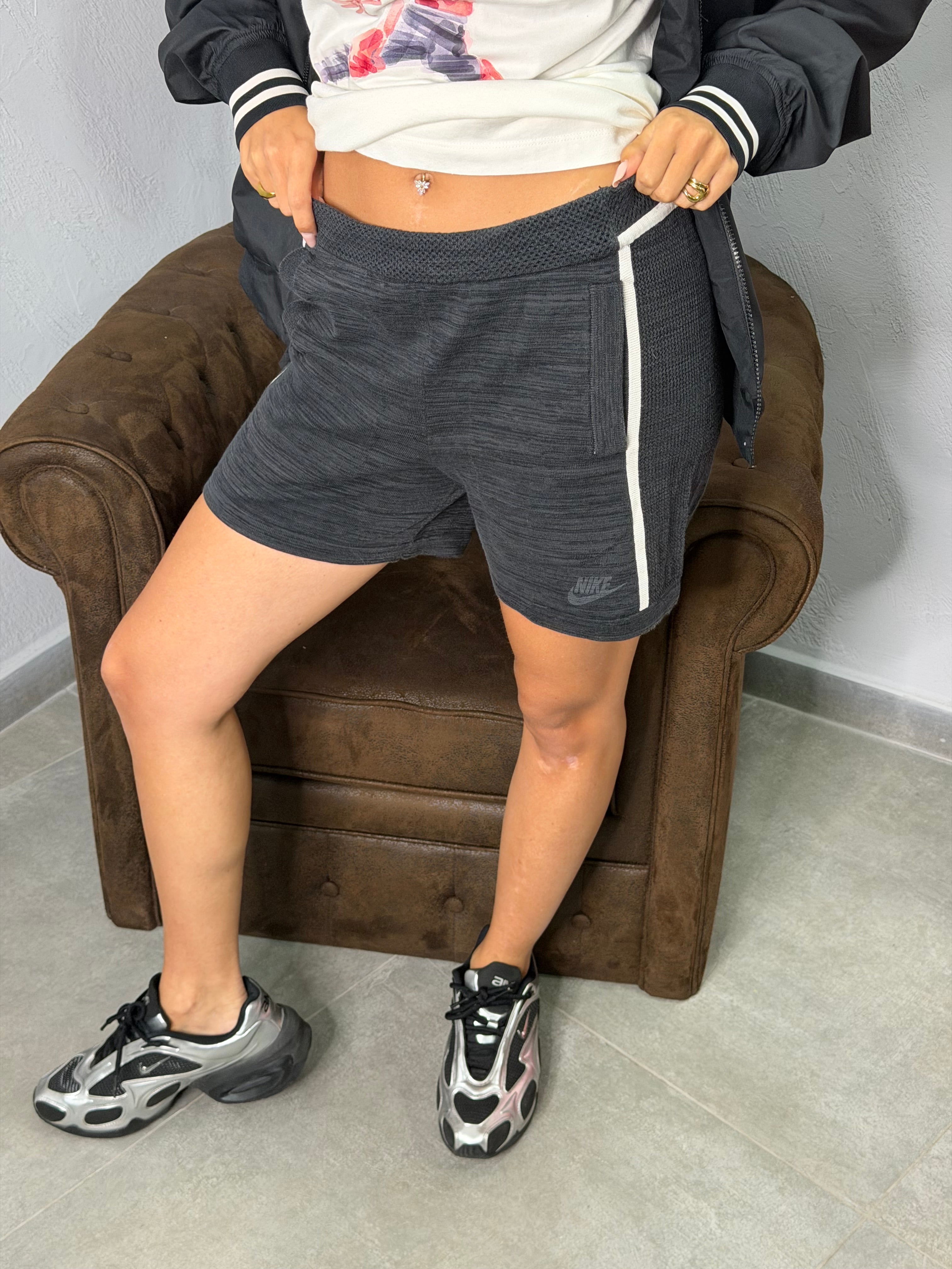 Pantaloncino Nike